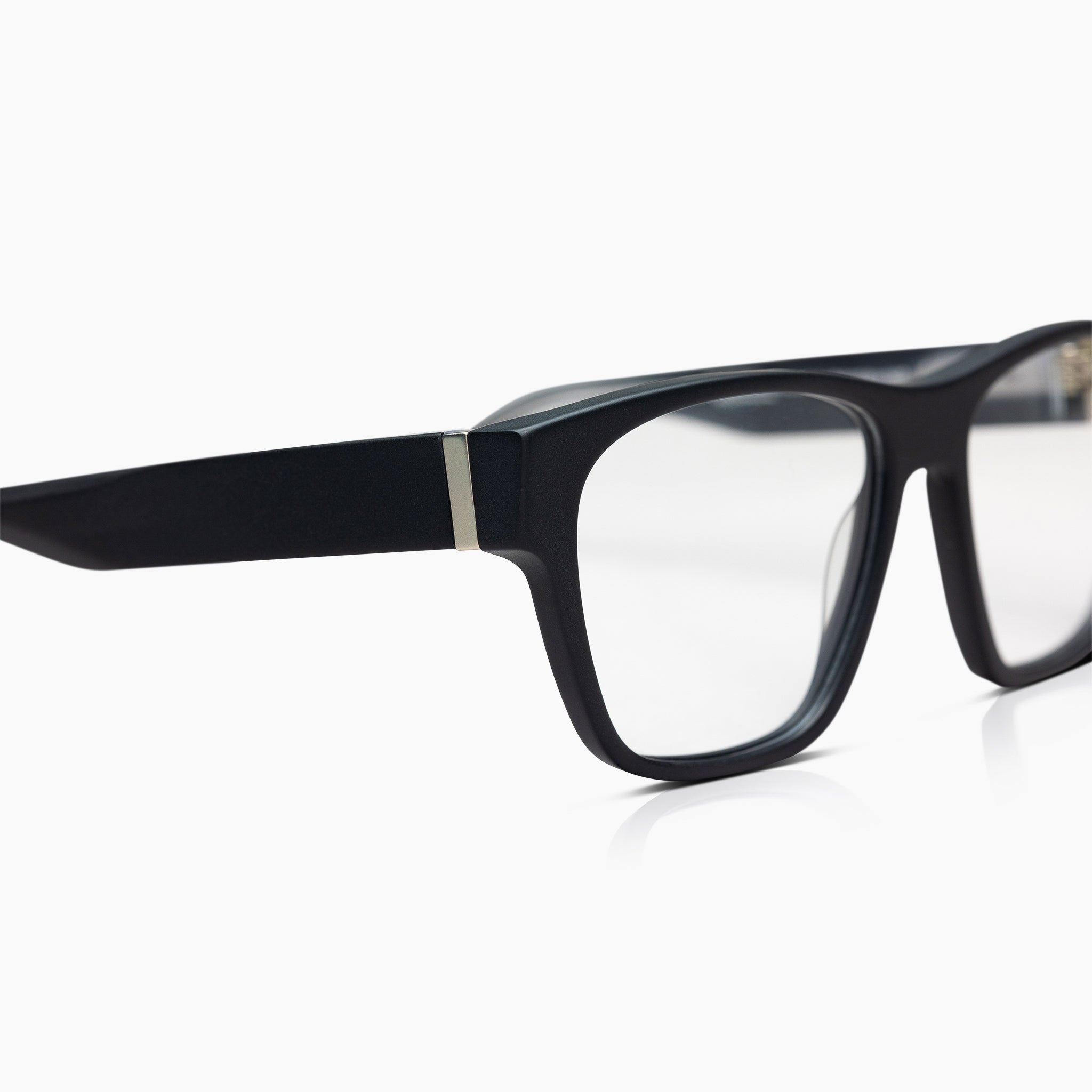 NICO II – NICO Eyewear
